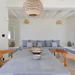 Ariti's 2 - Naxos